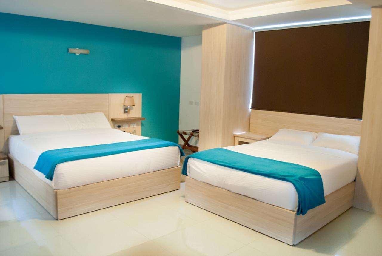 Hotel - Centro Comercial Punta Del Mar Салинас Екстериор снимка