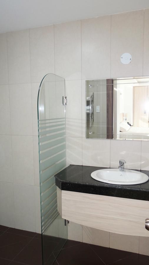 Hotel - Centro Comercial Punta Del Mar Салинас Стая снимка