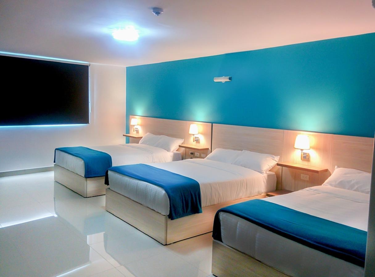 Hotel - Centro Comercial Punta Del Mar Салинас Стая снимка