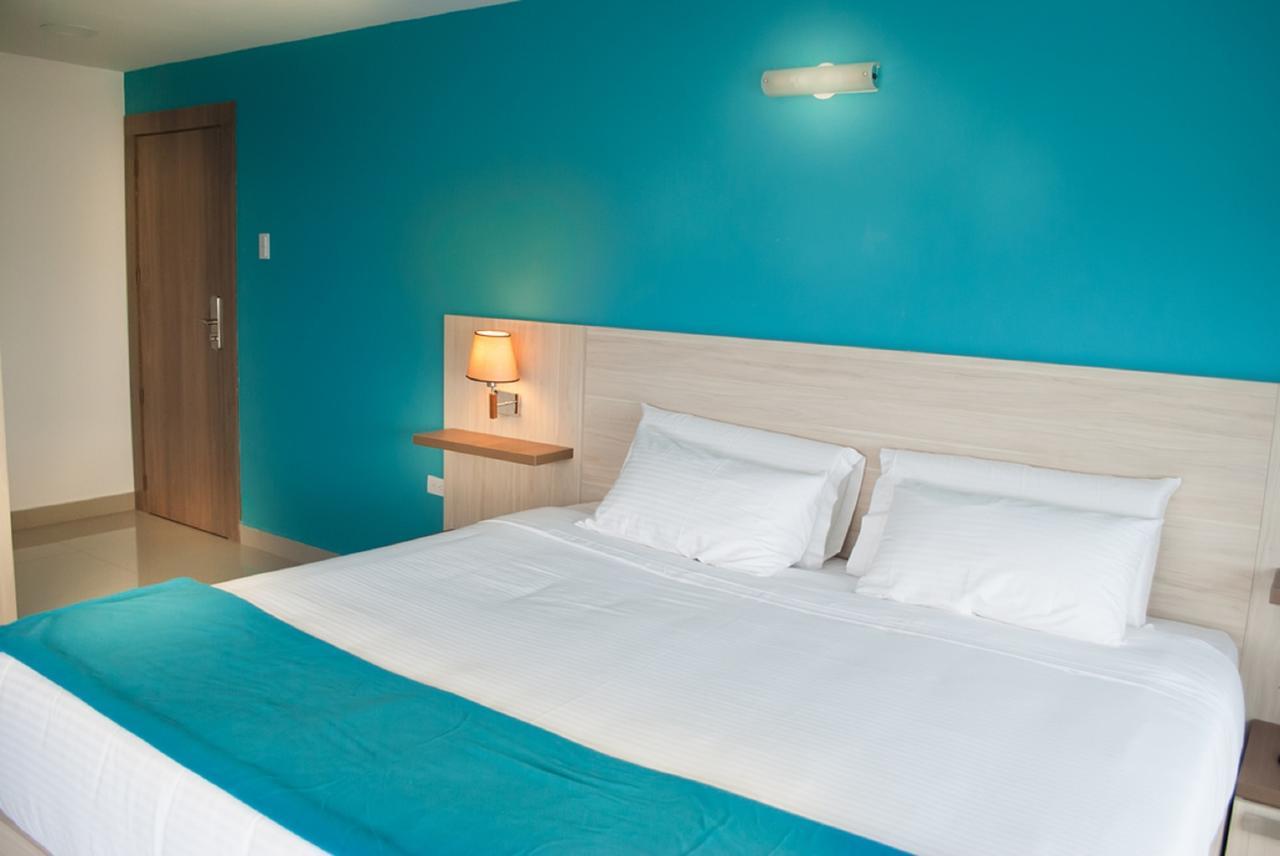 Hotel - Centro Comercial Punta Del Mar Салинас Стая снимка