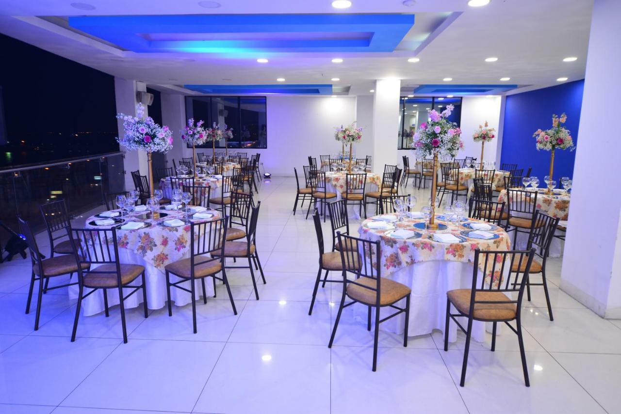 Hotel - Centro Comercial Punta Del Mar Салинас Екстериор снимка